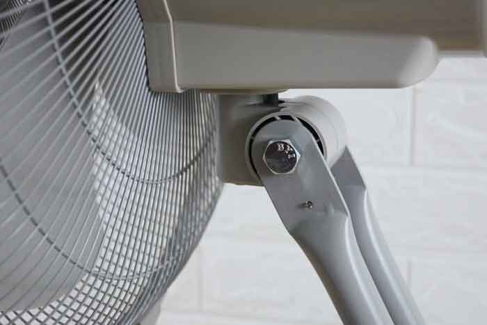 Quạt sàn công nghiệp Hatari 5 cánh IT18M2 126W